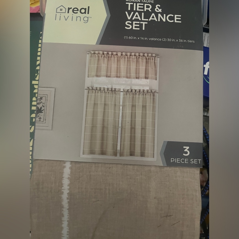 Real living Tier Valance Set Ronan Taupe color . 3-Piece set . New
